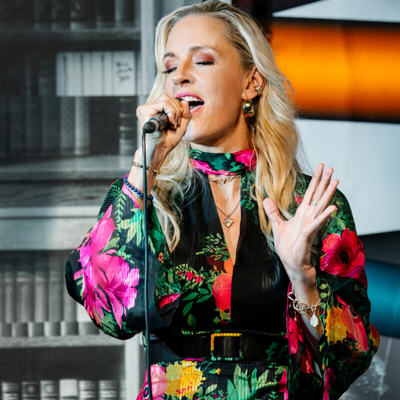 Lilian Klebow und Bela Koreny Band 22 Illusionen22 C Alek Kawka 1